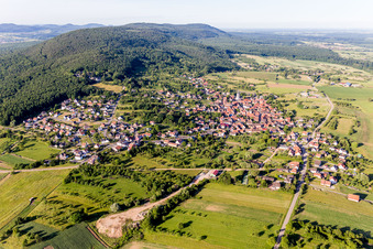 Vue oblique de Gœrsdorf dans le département Bas Rhin, France