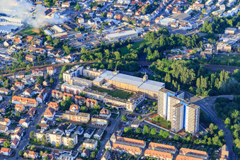 Vue aérienne de Florhof An d. Baumwollspinnerei à Speyer dans le département Rhénanie-Palatinat, Allemagne