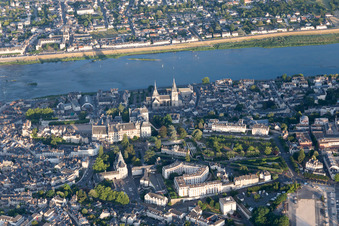Photographie aérienne de Blois dans le département Loir et Cher, France