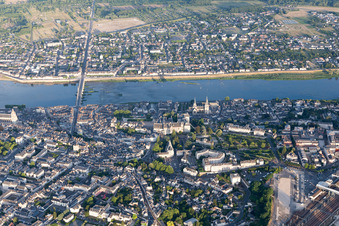 Vue oblique de Blois dans le département Loir et Cher, France