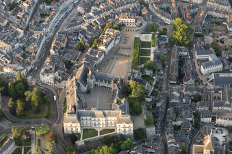 Enregistrement par drone de Blois dans le département Loir et Cher, France