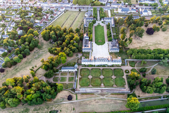 Parc du Château de Menars sur la Loire à Menars dans le département Loir et Cher, France d'en haut