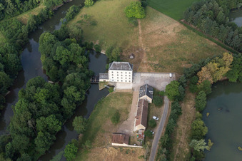 Naveil dans le département Loir et Cher, France d'en haut