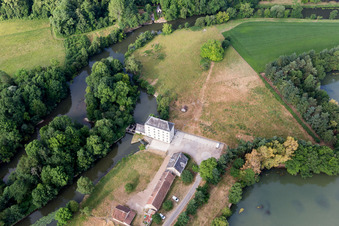 Naveil dans le département Loir et Cher, France hors des airs