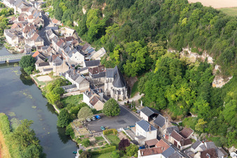 Image drone de Saint-Rimay dans le département Loir et Cher, France