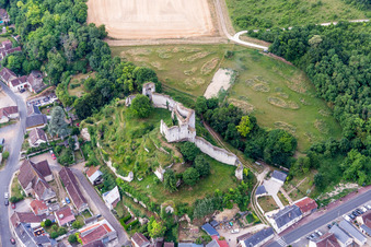 Enregistrement par drone de Montoire-sur-le-Loir dans le département Loir et Cher, France