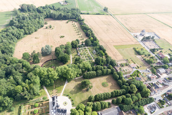 Saint-Cyr-du-Gault dans le département Loir et Cher, France hors des airs