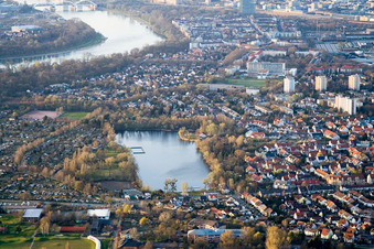 Vue aérienne de Stollenwörthweier à le quartier Niederfeld in Mannheim dans le département Bade-Wurtemberg, Allemagne