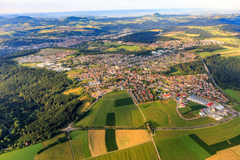 Vue aérienne de Vue de la ville depuis le nord-est à Mutlangen dans le département Bade-Wurtemberg, Allemagne