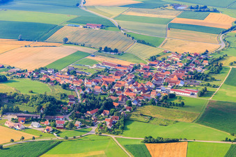 Photographie aérienne de Vue du village depuis le nord à le quartier Aufhausen in Forheim dans le département Bavière, Allemagne