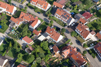 Quartier Riedlingen in Donauwörth dans le département Bavière, Allemagne du point de vue du drone