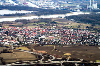 Vue aérienne de Du nord-ouest à le quartier Maximiliansau in Wörth am Rhein dans le département Rhénanie-Palatinat, Allemagne