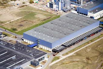 Vue aérienne de Locaux de l'usine de papier Palm GmbH & Co. KG dans la zone industrielle de Wörth-Oberwald à Wörth am Rhein dans le département Rhénanie-Palatinat, Allemagne
