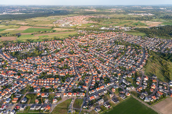 Vue aérienne de Quartier Sankt Leon in St. Leon-Rot dans le département Bade-Wurtemberg, Allemagne