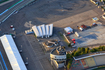 Vue aérienne de Sachs-Haus Hockenheimring Bade-Wurtemberg à Hockenheim dans le département Bade-Wurtemberg, Allemagne