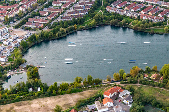 Photographie aérienne de Centre de ski nautique et de wakeboard sur le lac Rheinau à le quartier Rheinau in Mannheim dans le département Bade-Wurtemberg, Allemagne