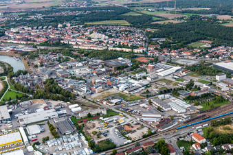 Vue aérienne de Produits chimiques TIB à le quartier Rheinau in Mannheim dans le département Bade-Wurtemberg, Allemagne