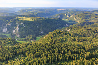 Vue aérienne de Gorges du Danube à Buchheim dans le département Bade-Wurtemberg, Allemagne