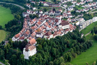 Vue aérienne de Verrouillage arrière à Mühlheim an der Donau dans le département Bade-Wurtemberg, Allemagne