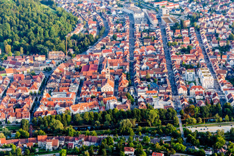 Vue aérienne de Vue de la ville du centre-ville à Tuttlingen dans le département Bade-Wurtemberg, Allemagne