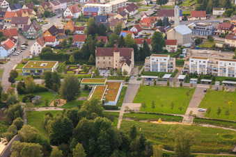 Vue aérienne de Château inférieur du parc du Danube à Immendingen dans le département Bade-Wurtemberg, Allemagne