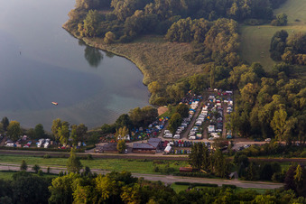 Vue aérienne de Camping Schachenhorn à le quartier Ludwigshafen in Bodman-Ludwigshafen dans le département Bade-Wurtemberg, Allemagne