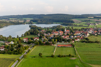 Photographie aérienne de Zones riveraines du lac Ruschweiler et du lac Volzer See en Ruschweiler à le quartier Ruschweiler in Illmensee dans le département Bade-Wurtemberg, Allemagne