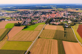 Vue aérienne de Vue de la ville depuis le sud à Pfullendorf dans le département Bade-Wurtemberg, Allemagne