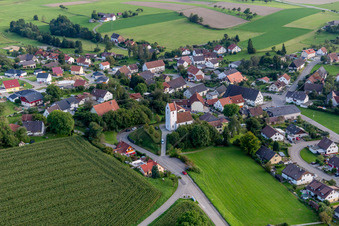 Vue aérienne de Quartier Sentenhart in Wald dans le département Bade-Wurtemberg, Allemagne