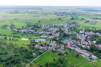 Vue aérienne de Mühlingen dans le département Bade-Wurtemberg, Allemagne