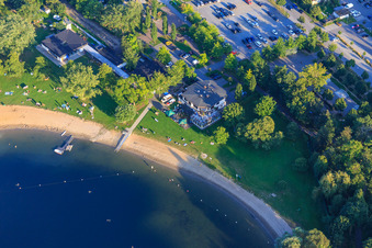 Photographie aérienne de Plage de la piscine extérieure de Wiesensee à Hemsbach dans le département Bade-Wurtemberg, Allemagne