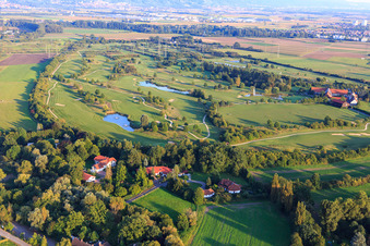 Terrain de golf Heddesheim Gut Neuzenhof à Heddesheim dans le département Bade-Wurtemberg, Allemagne hors des airs