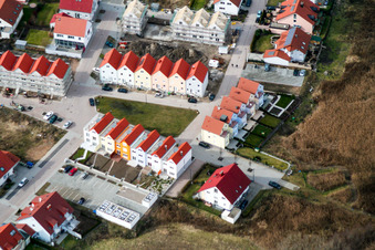 Vue aérienne de Nouvelle zone de développement Am Scheidgraben à Wörth am Rhein dans le département Rhénanie-Palatinat, Allemagne