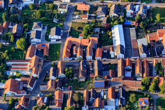 Vue aérienne de Gartenstraße x Hauptstr à Walsheim dans le département Rhénanie-Palatinat, Allemagne