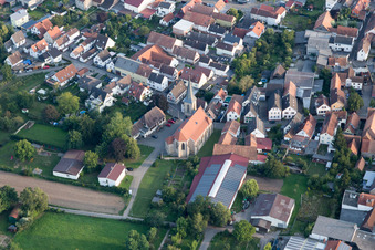 Quartier Ingenheim in Billigheim-Ingenheim dans le département Rhénanie-Palatinat, Allemagne depuis l'avion