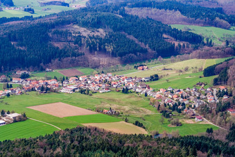 Vue aérienne de Siegfriedring à le quartier Wahlen in Grasellenbach dans le département Hesse, Allemagne