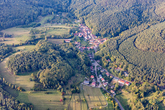 Vue aérienne de Du sud à le quartier Blankenborn in Bad Bergzabern dans le département Rhénanie-Palatinat, Allemagne