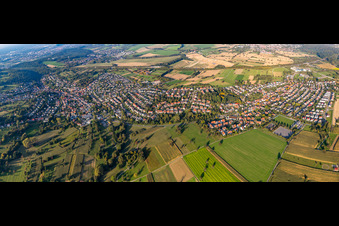 Vue aérienne de Perspective panoramique de Palmbach à le quartier Grünwettersbach in Karlsruhe dans le département Bade-Wurtemberg, Allemagne