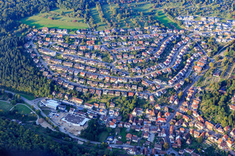 Vue aérienne de Village au sud de Buchenweg à Ispringen dans le département Bade-Wurtemberg, Allemagne