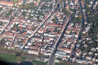 Vue aérienne de Rue Luther à le quartier Neuenheim in Heidelberg dans le département Bade-Wurtemberg, Allemagne
