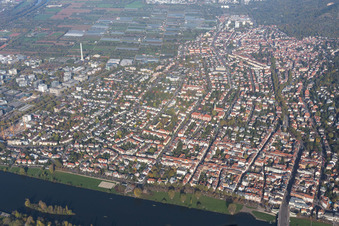 Vue aérienne de Quartier Neuenheim in Heidelberg dans le département Bade-Wurtemberg, Allemagne