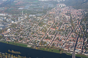 Vue aérienne de Quartier Neuenheim in Heidelberg dans le département Bade-Wurtemberg, Allemagne