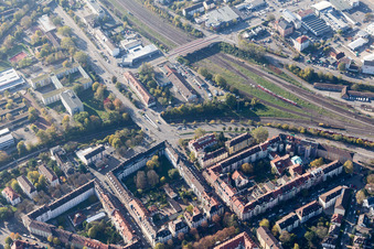Vue aérienne de Pont à le quartier Weststadt in Heidelberg dans le département Bade-Wurtemberg, Allemagne