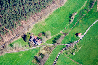 Vue aérienne de Mösselbachweg à le quartier Güttersbach in Mossautal dans le département Hesse, Allemagne