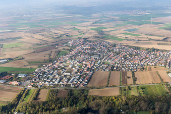 Quartier Heiligenstein in Römerberg dans le département Rhénanie-Palatinat, Allemagne vue d'en haut