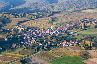 Vue d'oiseau de Cleebourg dans le département Bas Rhin, France