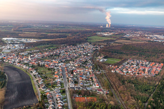 Photographie aérienne de Du sud-ouest à le quartier Huttenheim in Philippsburg dans le département Bade-Wurtemberg, Allemagne