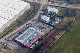 Vue aérienne de Zone industrielle de Horst à le quartier Minderslachen in Kandel dans le département Rhénanie-Palatinat, Allemagne