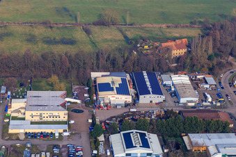 Vue aérienne de Buschurweg avec Zeich Metallbau GmbH, ArcoSYS Computervertriebs GmbH et Frey Metalltechnik, propriétaire : Dipl.-Ing. Matthias Frey eK à le quartier Minderslachen in Kandel dans le département Rhénanie-Palatinat, Allemagne