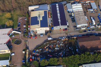 Vue oblique de Buschurweg avec Zeich Metallbau GmbH, ArcoSYS Computervertriebs GmbH, Frey Metalltechnik, propriétaire Dipl.-Ing. Matthias Frey eK et PLAY POINT arcade à le quartier Minderslachen in Kandel dans le département Rhénanie-Palatinat, Allemagne